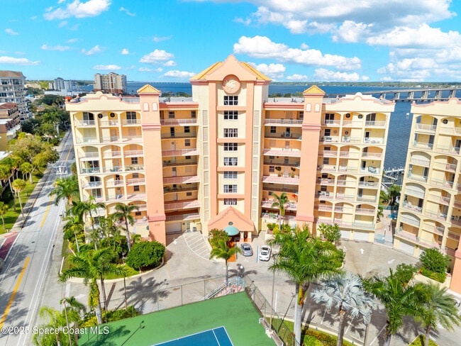 Building Photo - 100 Riverside Dr Unit 403