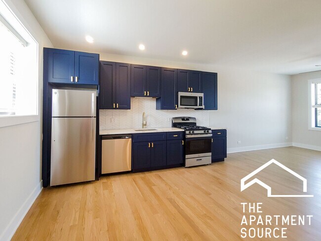 Photo - 2020 W Montrose Ave Unidad 3D