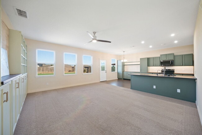 Photo - 12241 Cashton