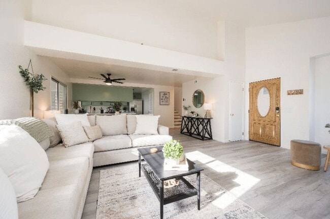 Photo - Fully Furnished Short Term Rental Property