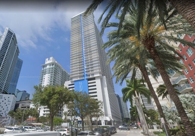 Building Photo - 1 Bed / 1 Bath with Bay Views – Partially ...