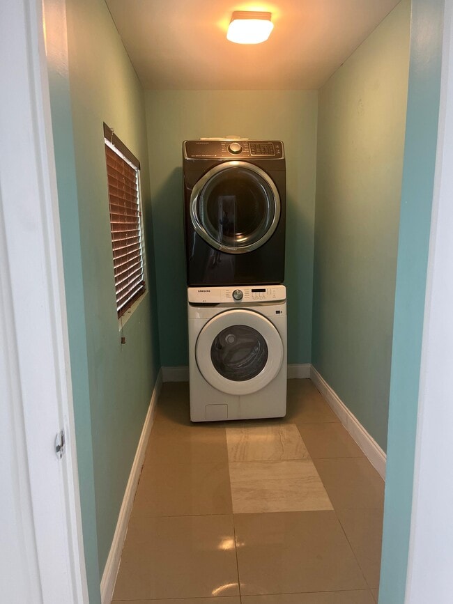 Photo - 19827 SW 118th Pl