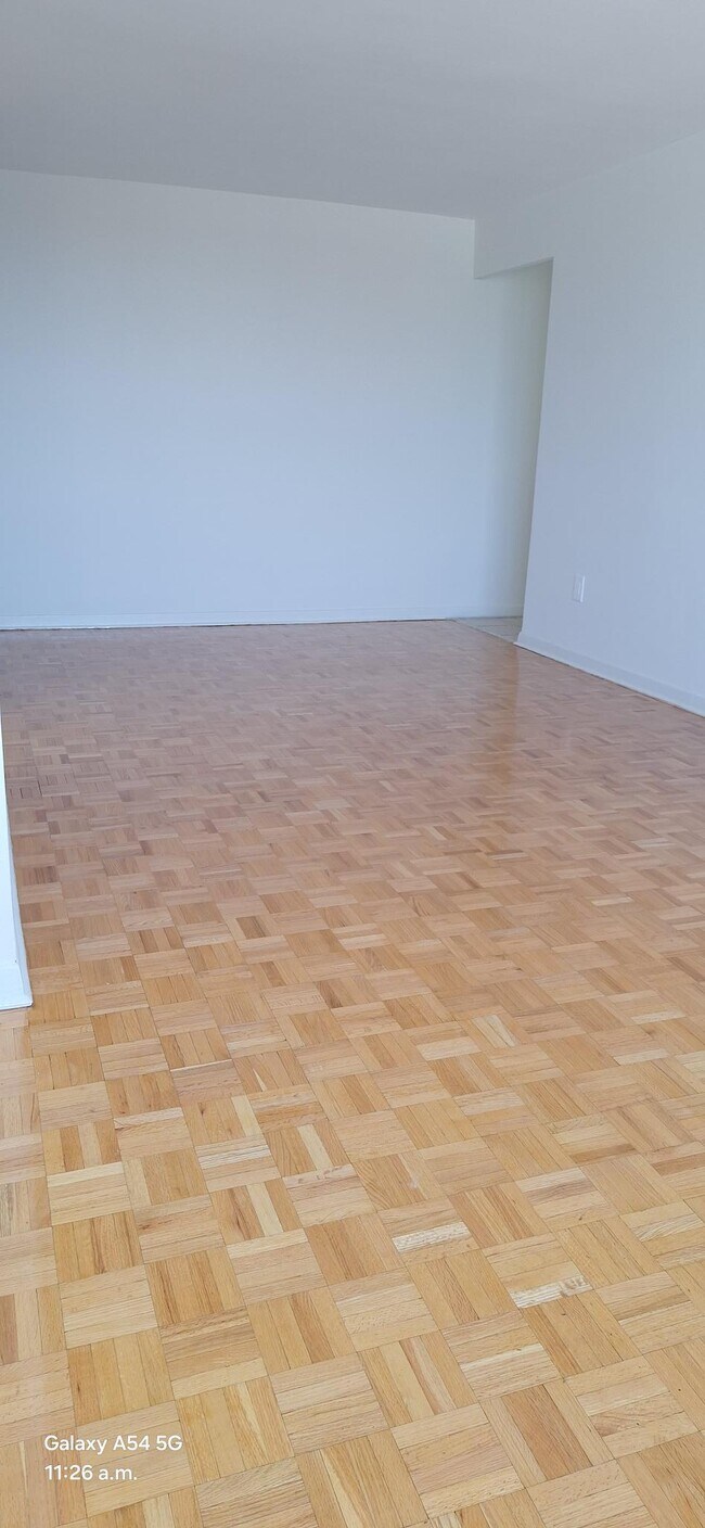 Photo - Benville Court Apartments