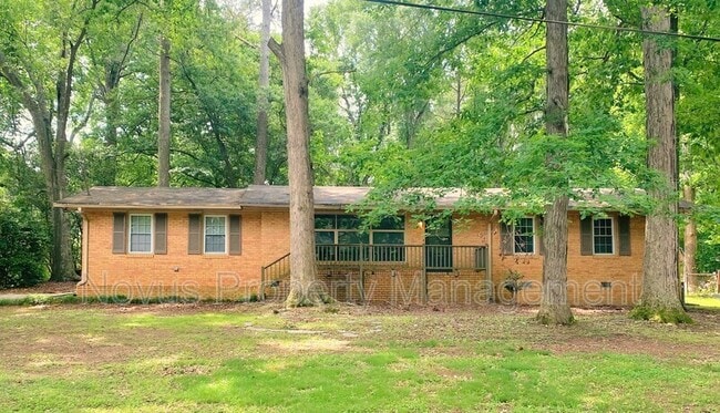 Photo - 60 Don Rich Dr House