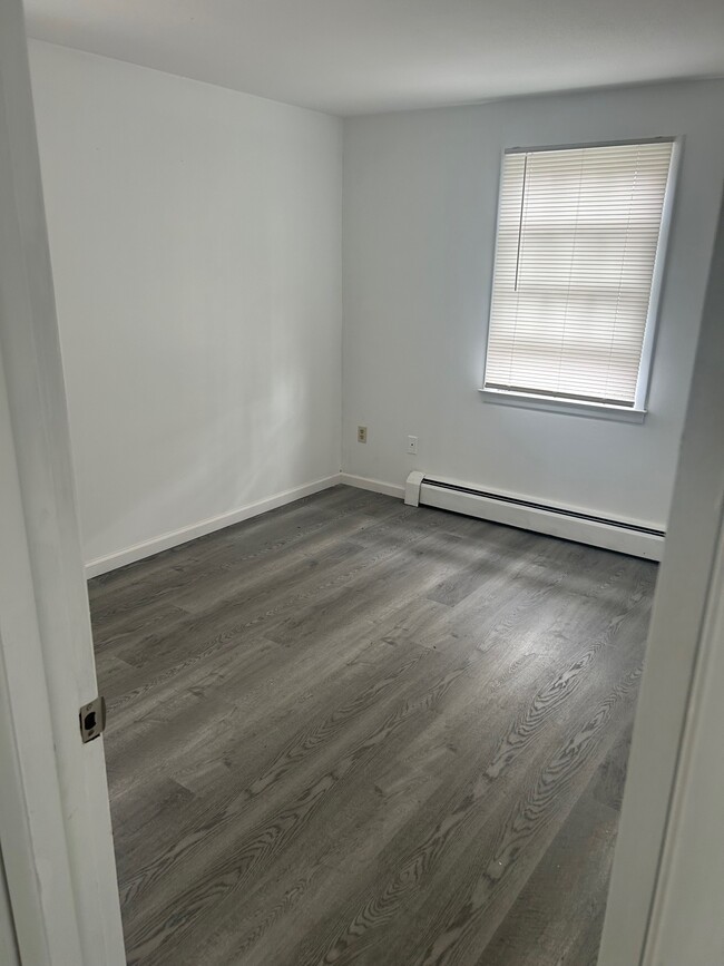 Photo - 17 Lincoln Ave Unit 18