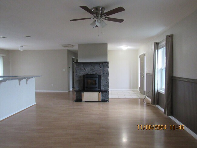 Photo - SINGLE FAMILY HOME