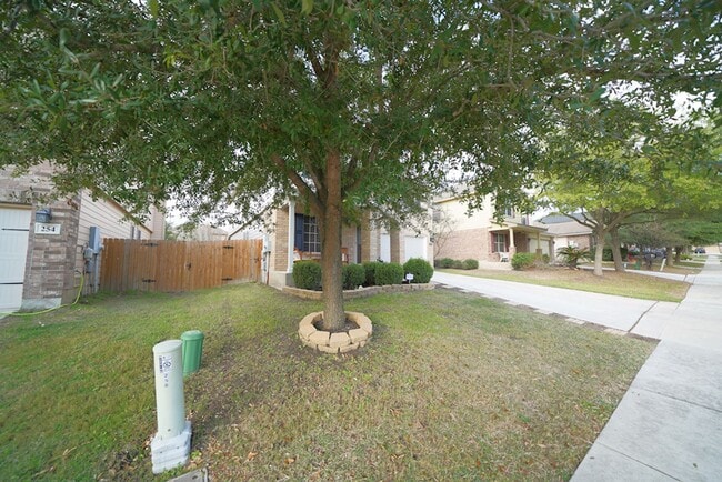 Photo - Gorgeous 5 Bedroom Rental in Cibolo! Realtor Commmission: $400