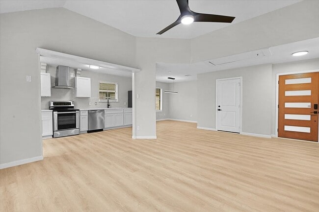 Photo - 2601 Village Circle Dr Dr