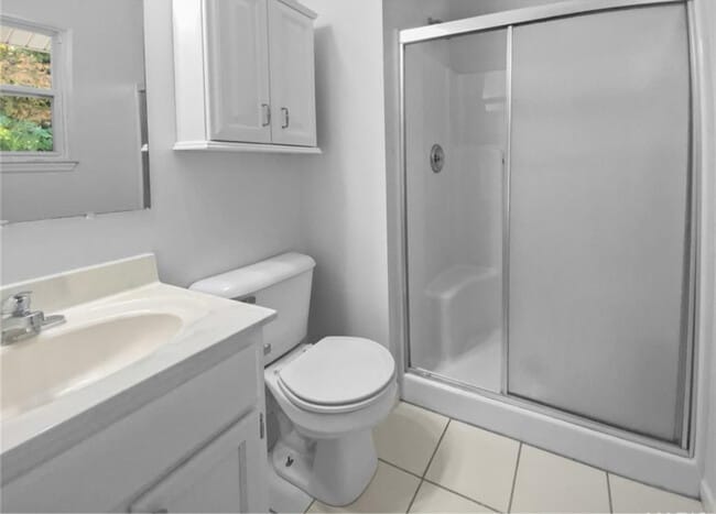 Photo - 747 Highland Ave