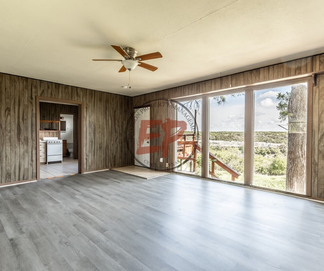 Photo - 115 County Rd 1604