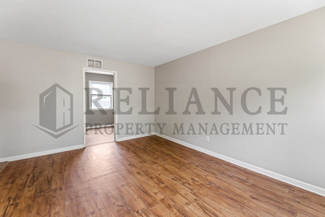 Photo - 1307 Gidley St