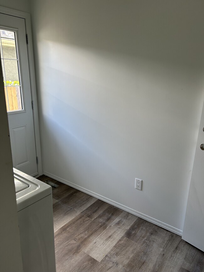 Photo - 6319-6122 122 Ave NW Unit 6319 - Main