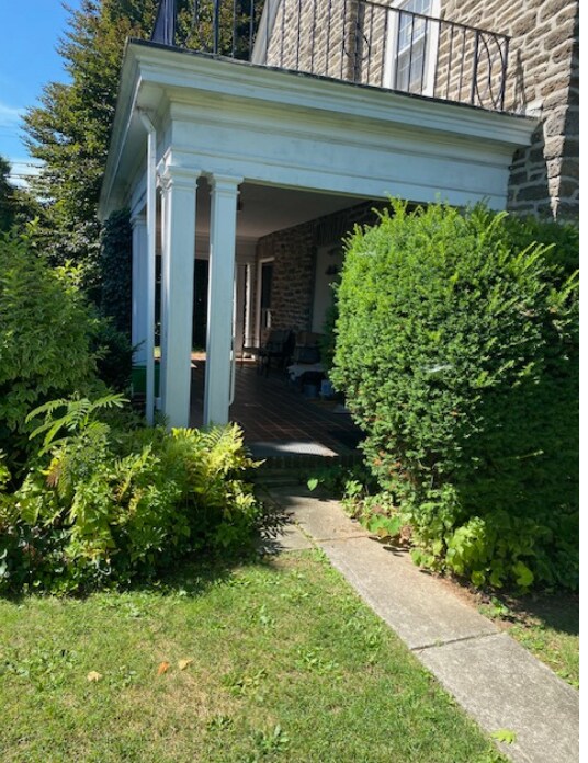233 E Elizabeth Ave Unit 1