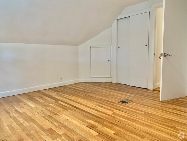 Building Photo - 83 Academy Hill Rd Unit 2 Rental