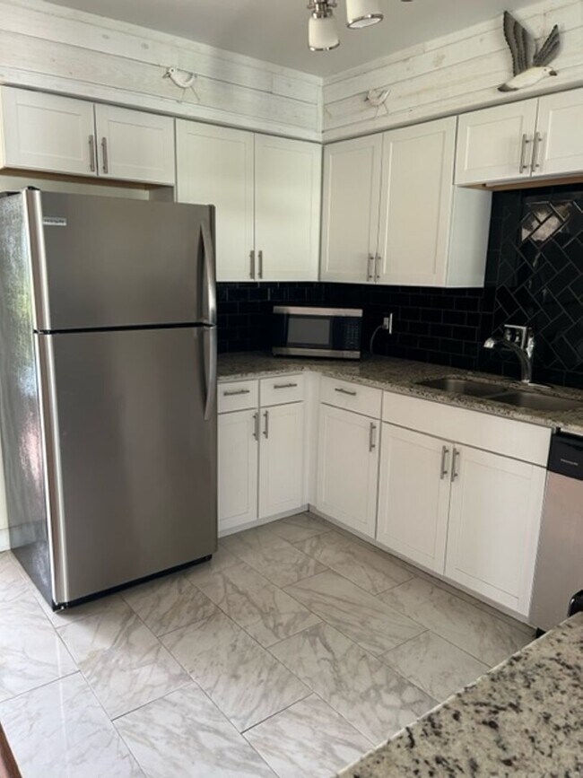 Photo - ** ANNUAL 2/2 UNFURNISHED HOME IS AVAILABLE STARTING MID SEPTEMBER 2026**