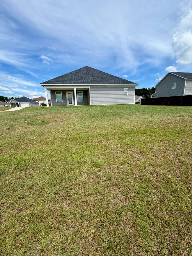 Photo - Available now FOR RENT in Rehobeth, AL!!