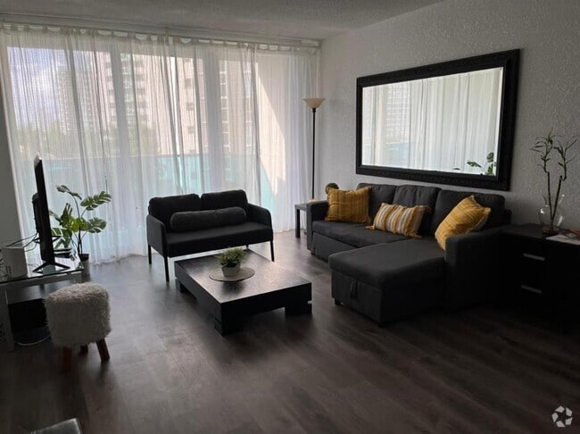 Building Photo - 4001 S Ocean Dr Unit 5E Rental