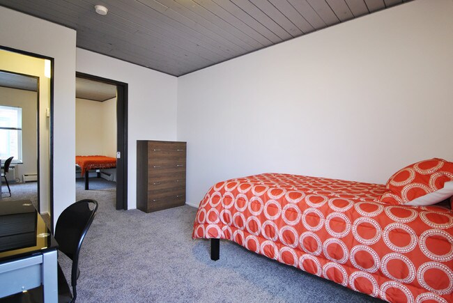 Carriage House Apartments