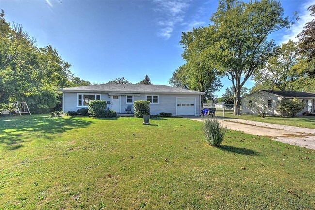 Building Photo - 11 Nolen Dr