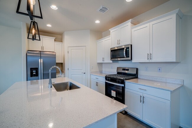 Building Photo - 11896 W Charismatic Dr