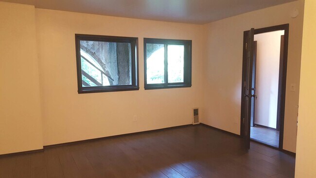 1041 Snoqualmie Dr Unidad Studio