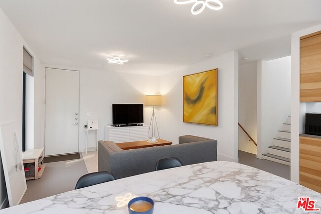 Photo - 3248 Descanso Dr