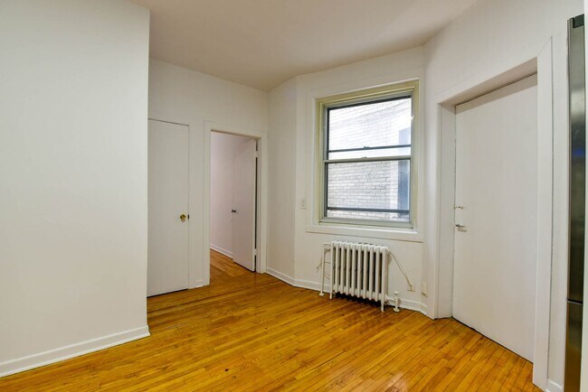 Photo - 3495 Av. Van Horne Unit 409