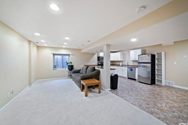 Photo - 2 Bedroom Basement Unit in Eagle Mountain!