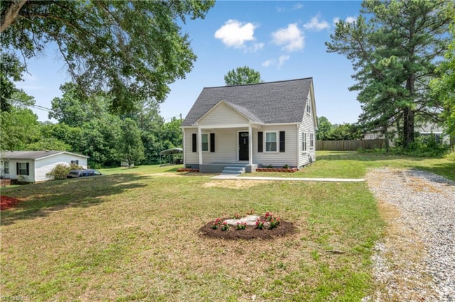 Building Photo - 1340 Bridgton Rd Rental