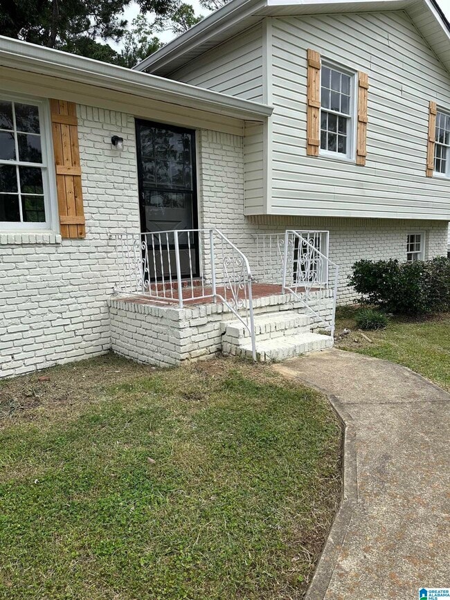 Photo - 1073 Sherbrooke Cir