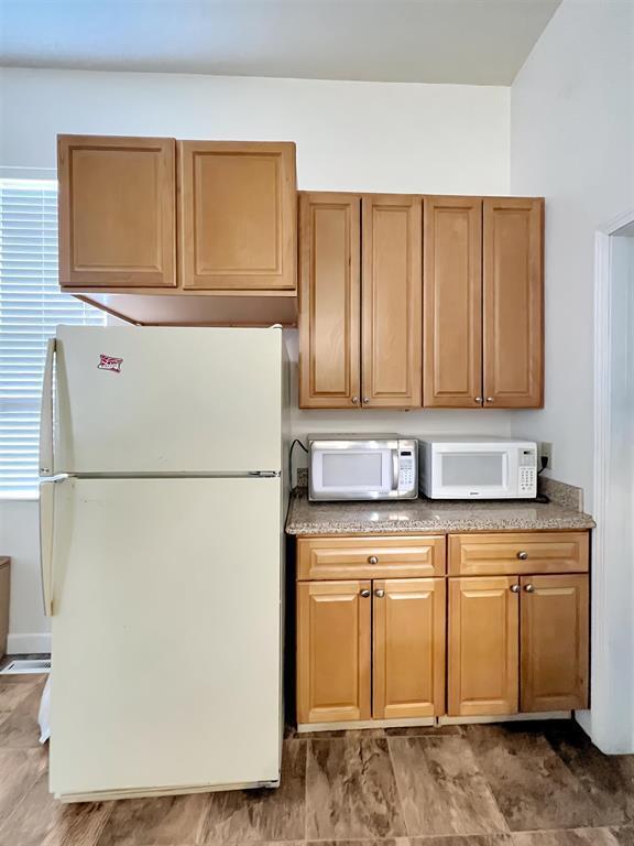 Photo - 612 12th Ave