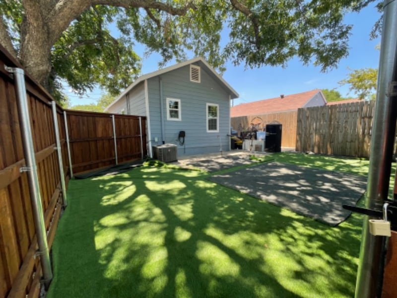 Photo - 702 N Tennessee St