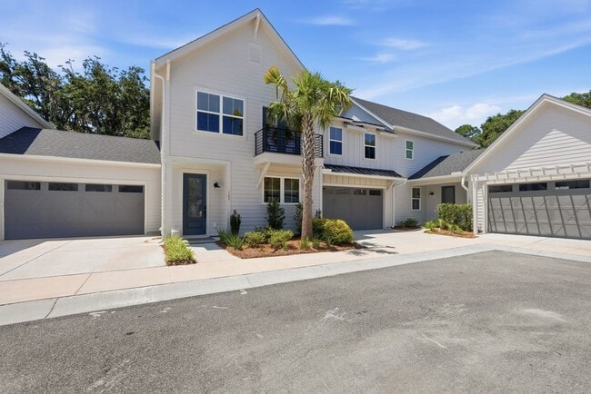 Photo - 105 Risewell Ct