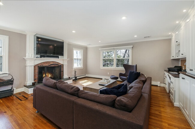 Photo - 15 Hammond Rd
