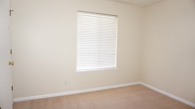 Photo - 3374 Galleria Dr