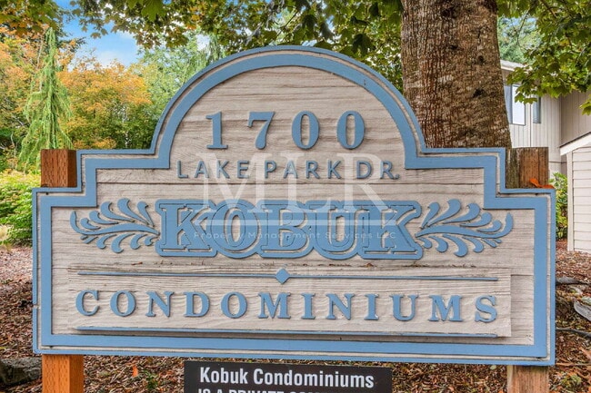 Photo - Modern Comfort in Tumwater – Renovated Ups... Unit 2