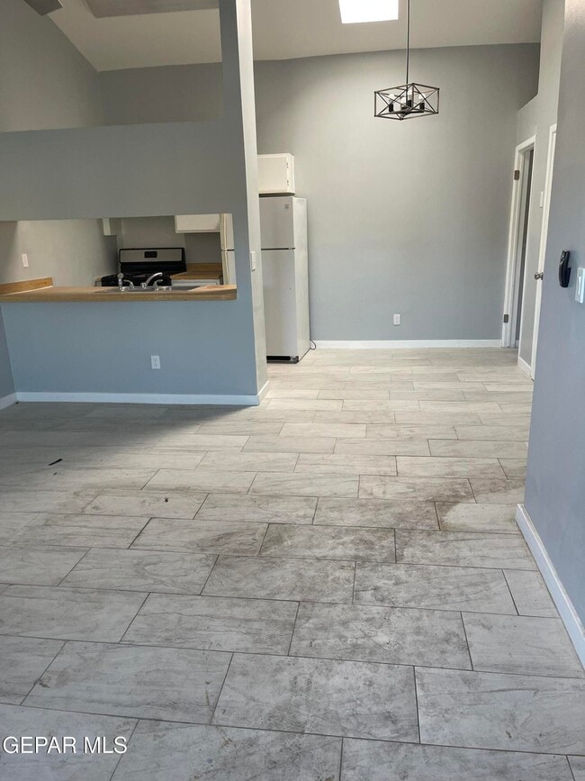 Photo - 10524 Shannon Pl