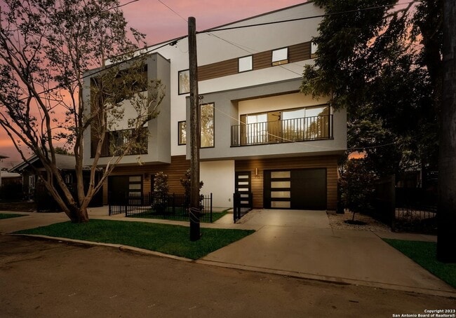 Building Photo - 710 Atlanta Ave