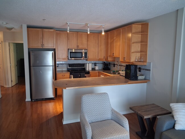 Photo - 112-214 14 Ave SE Unit 1