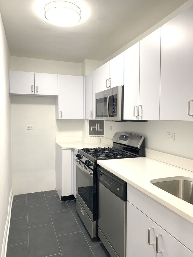 Photo - 5 AVENUE Unit 4K