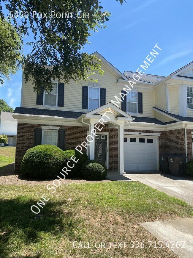 Building Photo - 5990 Fox Point Cir