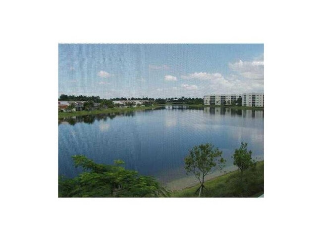 Photo - 10700 St Unit 302