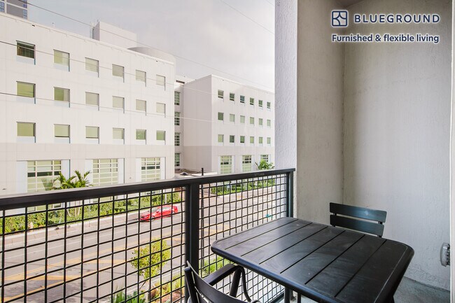 3811 Shipping Ave Unit SI FL2-ID125