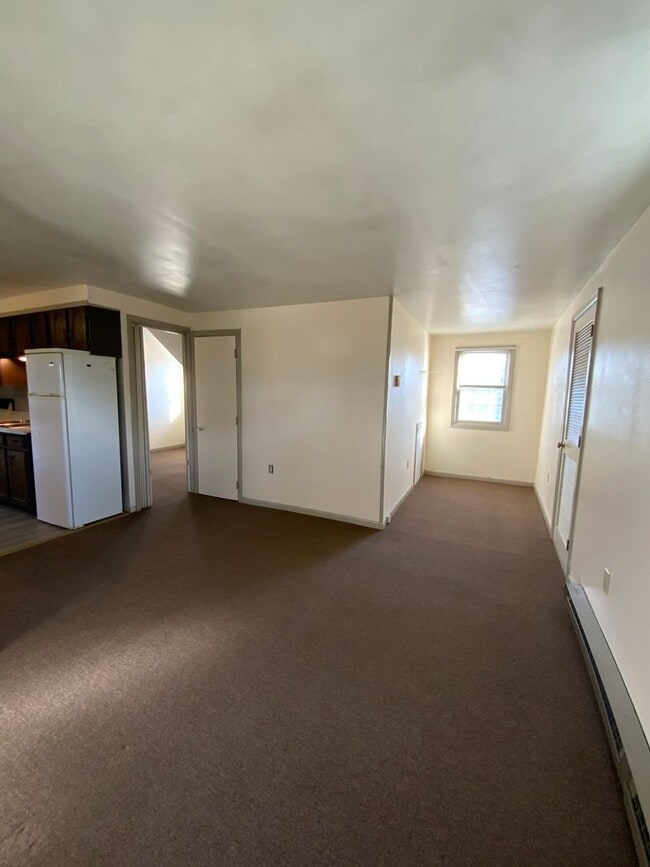 Photo - 114 Millersville Rd