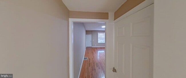 Photo - 634 W Tioga St