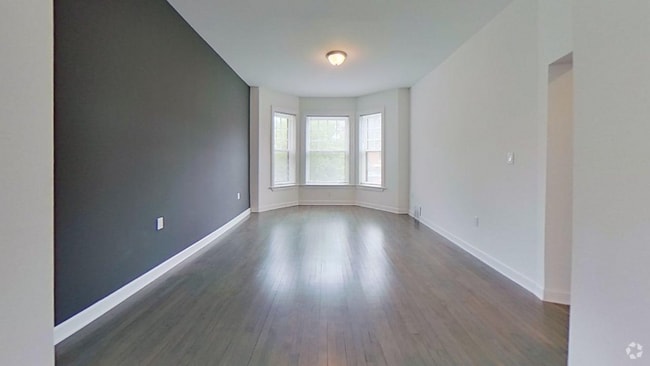 Building Photo - 2803 E Belleview Pl Rental