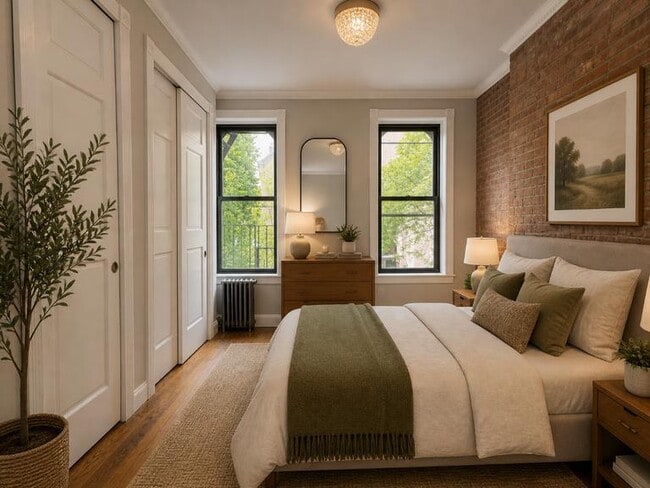 Building Photo - 248 Mott St