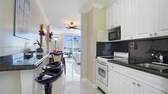 1750 James Ave Unit 9J