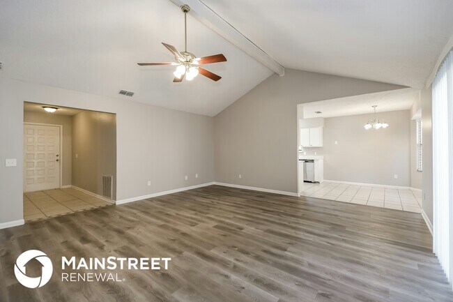 Photo - 11023 Poppins Ct