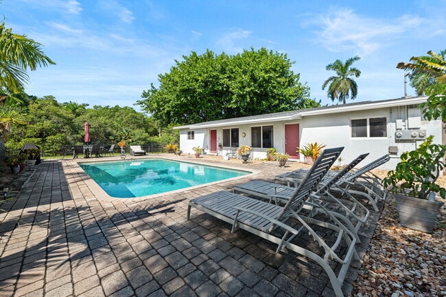 Photo - 2433 NW 9th Ter Unit 2433 NW 9th Ter